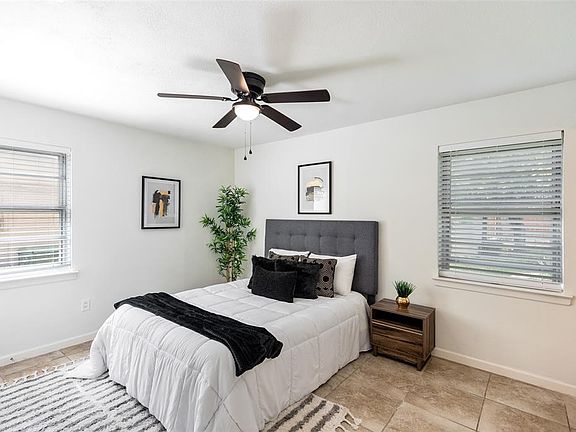 5th image of 4302 Fernwood Dr