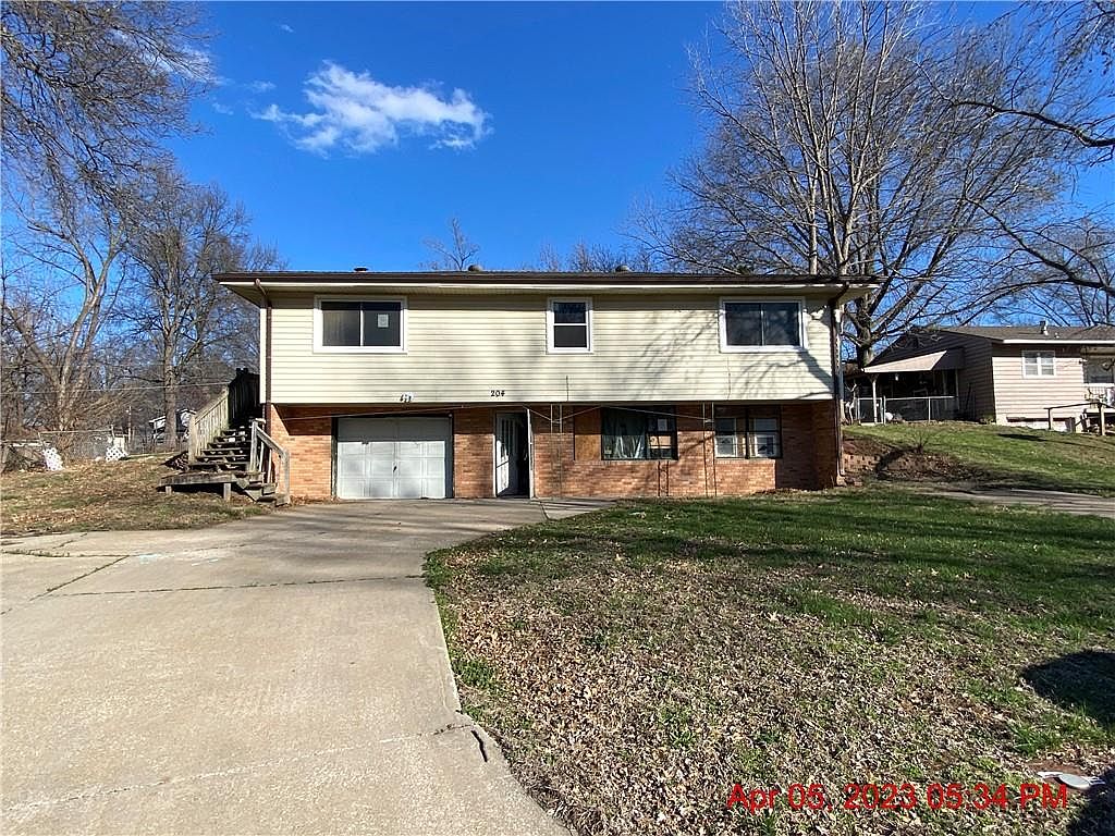 204 N 16th St, Leavenworth, KS 66048 Zillow