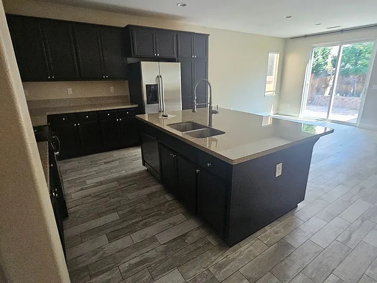 2010 Tawleed Rd — Photo 4