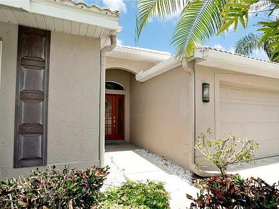 3rd image of 5111 Brooksbend Cir