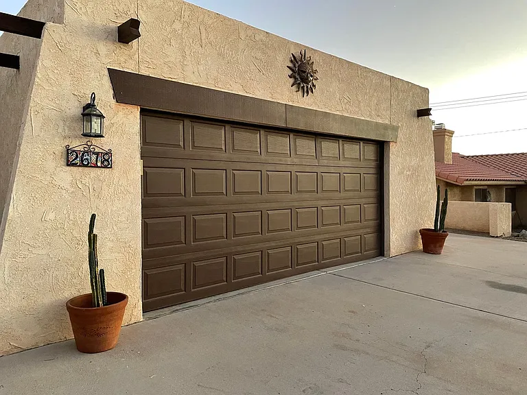 2678 Daytona Ave — Photo 2