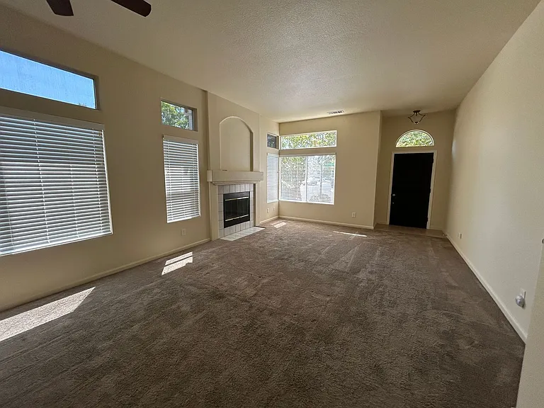 7025 Sandy Souza Way — Photo 3