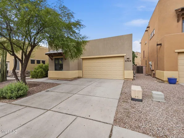 8753 N Mugho Pine Trl, Tucson, AZ 85743