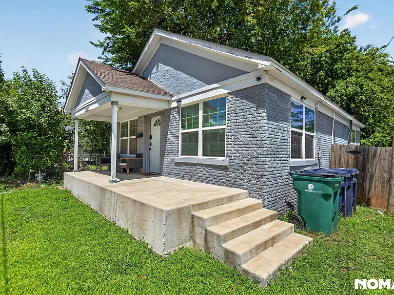 1412 N Virginia Ave — Photo 1