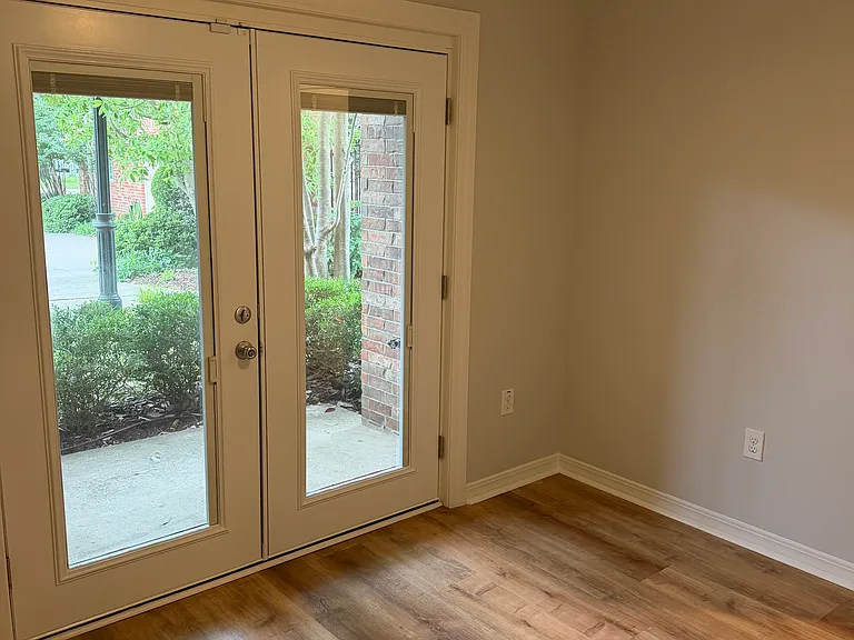442 Maple St — Photo 7