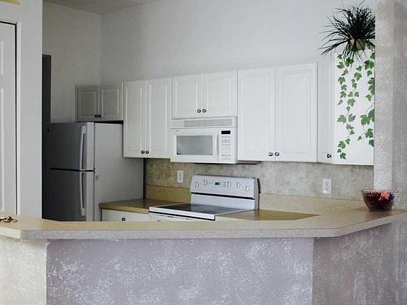 3rd image of 4508 SW 160th Ave APT 732