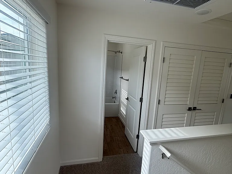 1519 Redbrick Ln — Photo 16