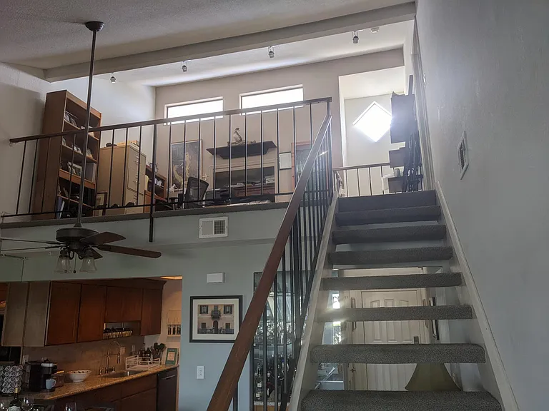 1530 Trawler St — Photo 7
