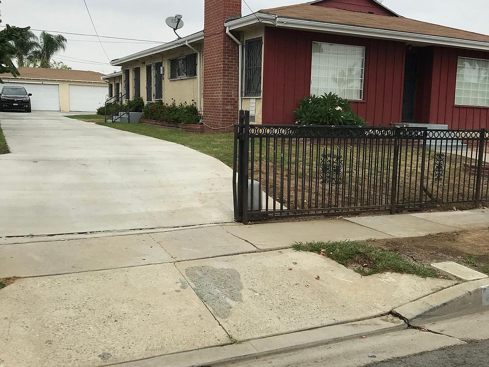 1st image of 3545 W 110th St #3545