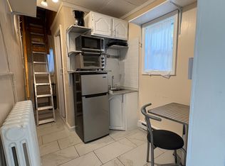 37 Farquhar St, Roslindale, MA 02131