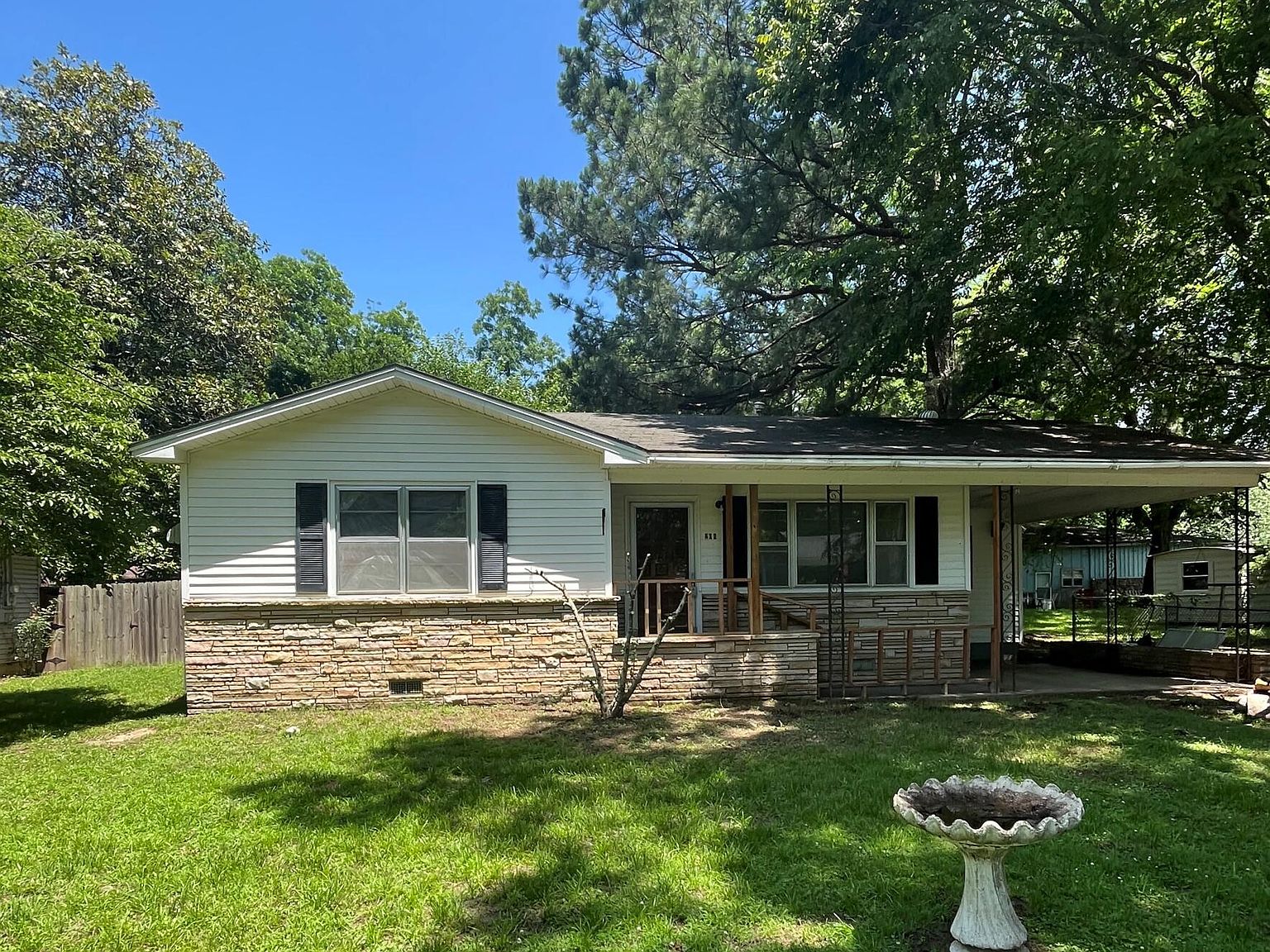 206 Green St, Dardanelle, AR 72834 Zillow