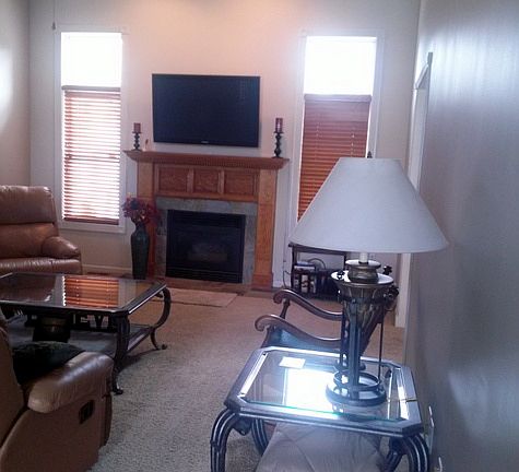 3rd image of 4196 Red Oak Ln
