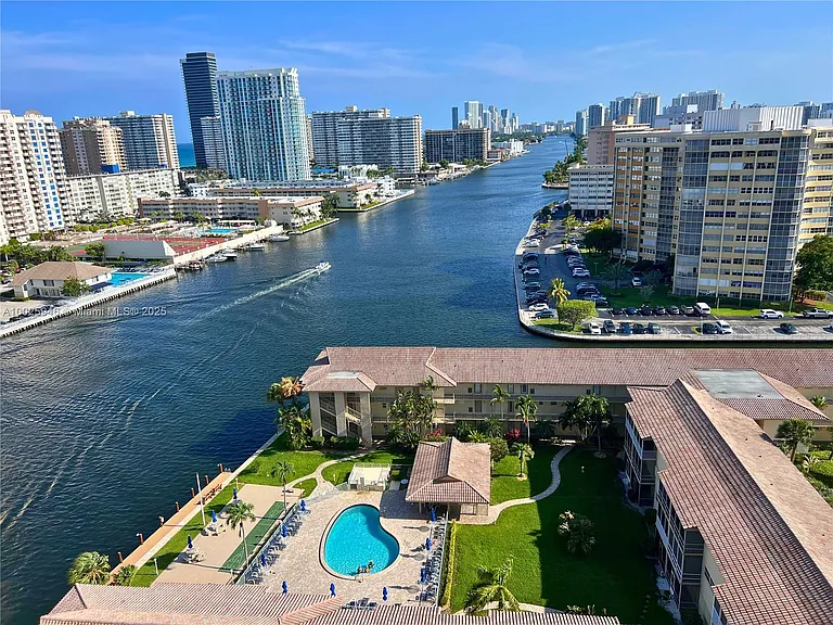 2602 E Hallandale Beach Blvd #1605 — Photo 7