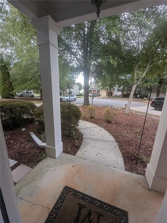 4 bed, 2.5 bath, 2384 sqft, $2,900 — Photo 4