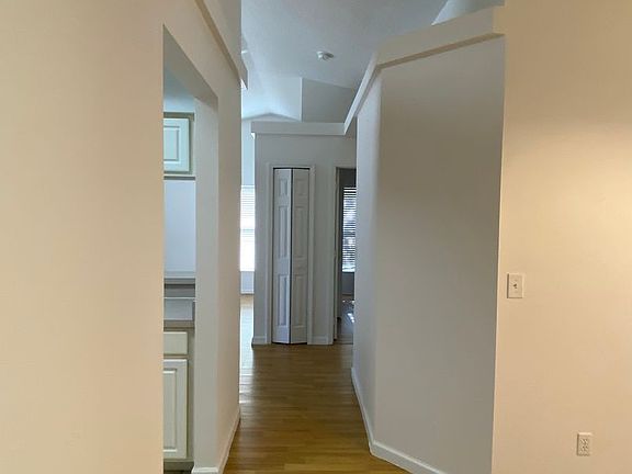 5th image of 15327 Lafite Ln