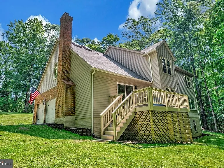 2 English Hills Dr — Photo 3
