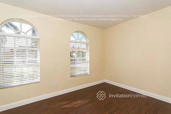 8723 NW 142nd Ln — Photo 20