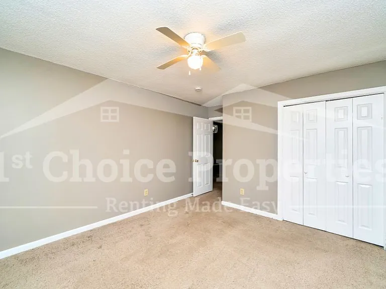 725 Carson Rd — Photo 8