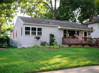 25 W 3rd St, Hobart, IN 46342