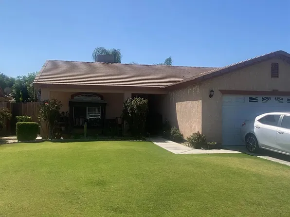 1217 Interlaken Dr, Bakersfield, CA 93307