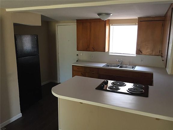 3rd image of 1933 S 19th St #B