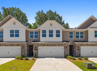 1719 Stampede Cir, Huntsville, AL 35803