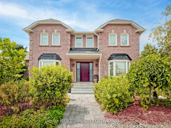 2 Kirkland Ct, Richmond Hill, ON L4C 9J1