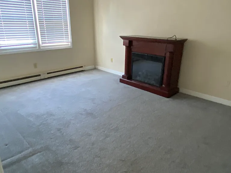 5 Apple Valley Pkwy #5 — Photo 17