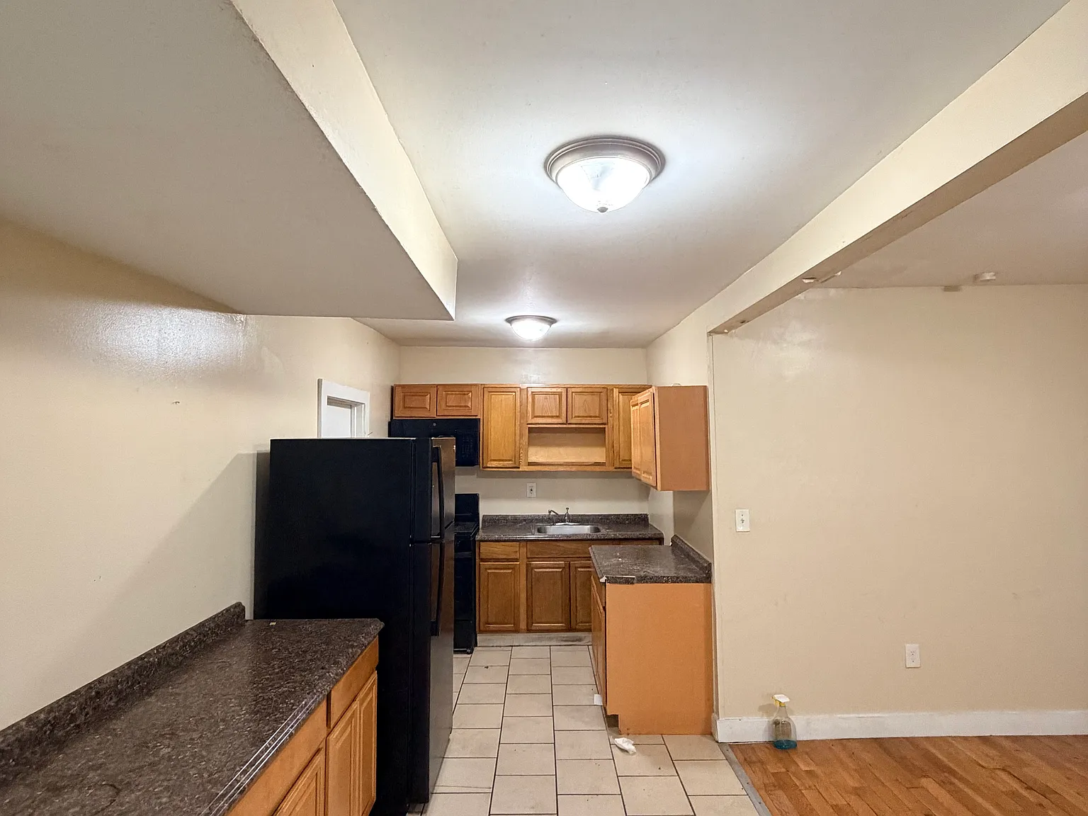 4 bed, $1,875 — Photo 3