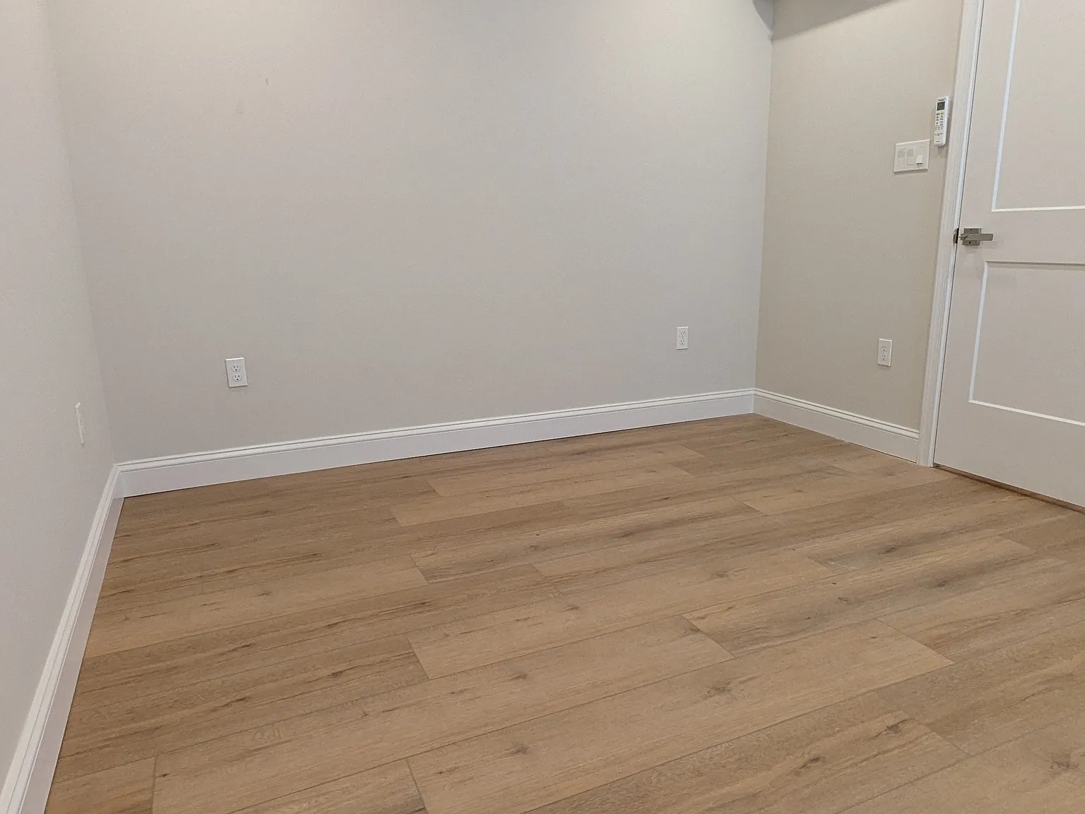 1 bed, 500 sqft, $975 — Photo 1