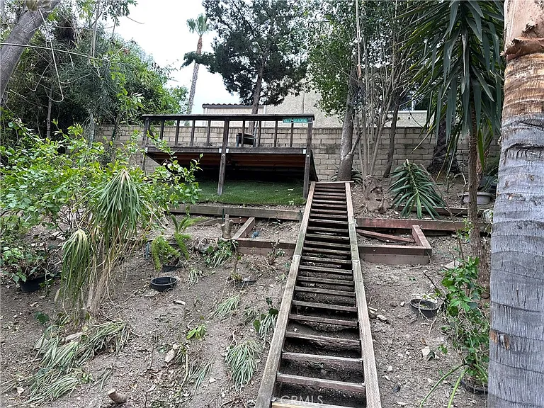 22518 Avenue San Luis — Photo 27