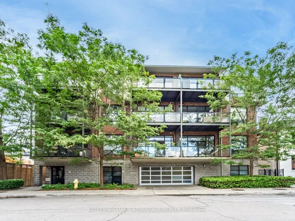 53 Colgate Ave #403, Toronto, ON M4M 1N6