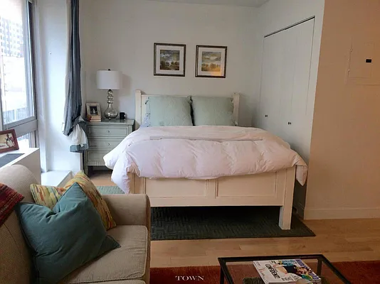 Rented by Compass | media 20