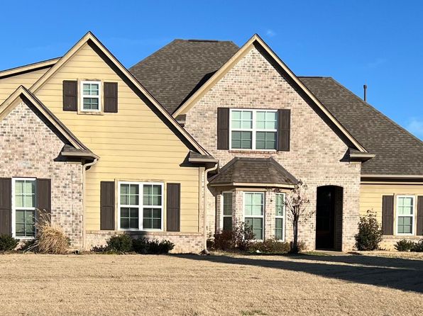 3730 SW Buck Run Dr, Southaven, MS 38672