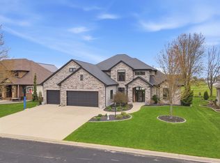 227 Peterlynn Dr, Wrightstown, WI 54180