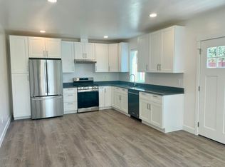 23309 76th Ave W #D, Edmonds, WA 98026