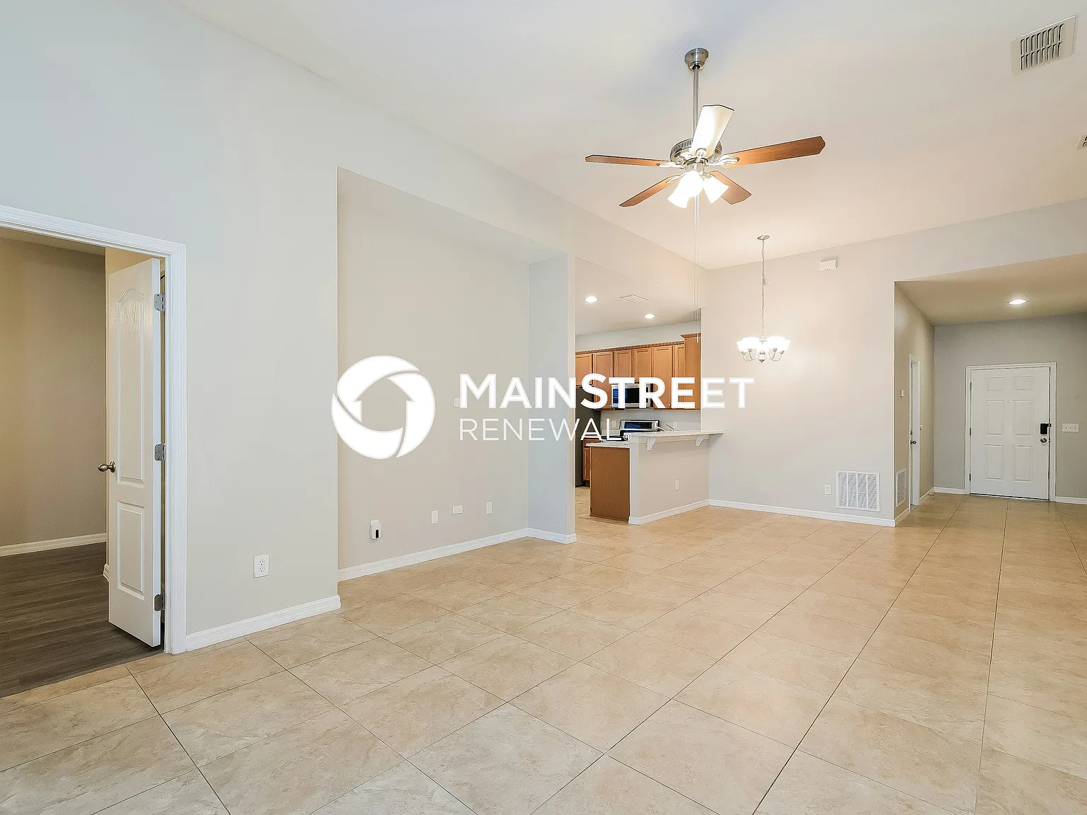 2160 Laparelle Dr — Photo 2