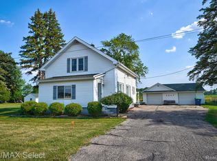 3847 Peet Rd, New Lothrop, MI 48460