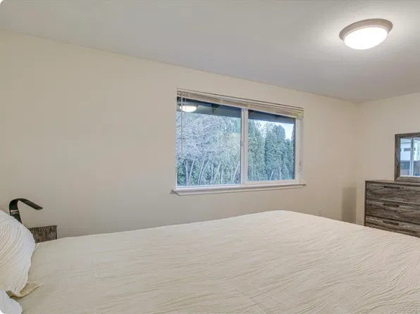 (undisclosed Address), Puyallup, WA 98373