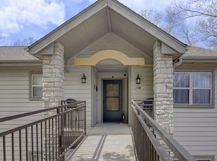 134 Oak Ln, Branson West, MO 65737
