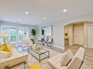 2071 Valparaiso Ave, Menlo Park, CA 94025