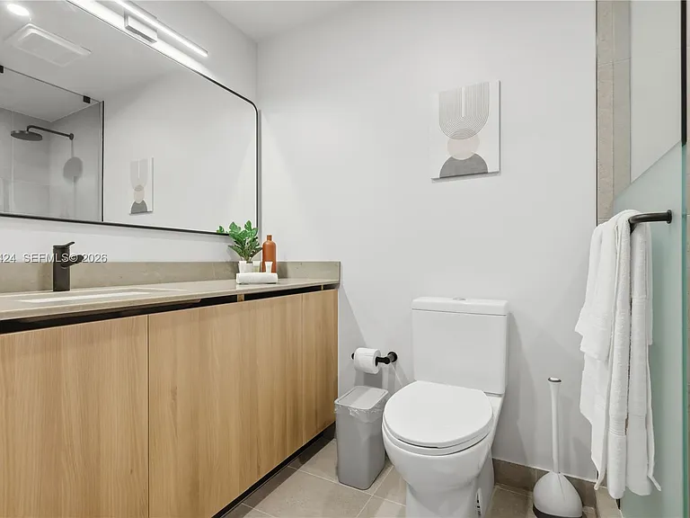 121 NE 5th St #3511 — Photo 12