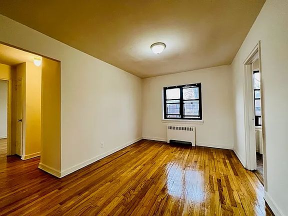 2nd image of 151 Washington Ave