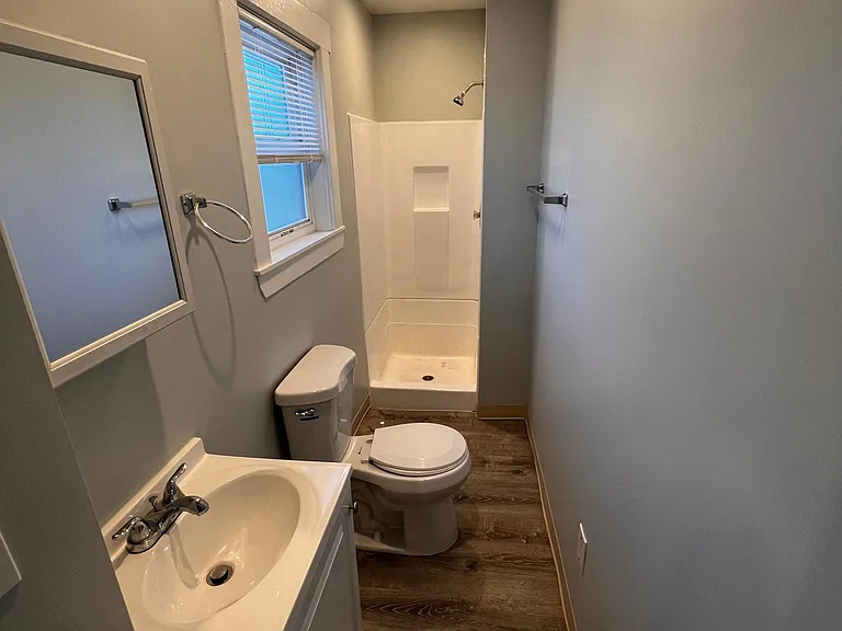776 Main St #8 — Photo 3