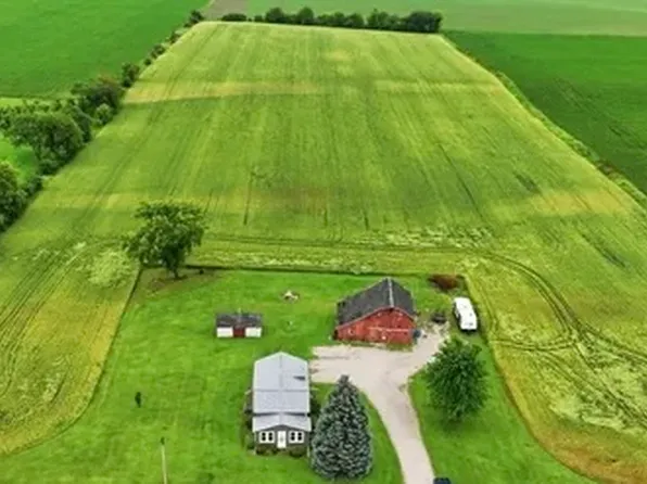 W6393 County Road A, Elkhorn, WI 53121