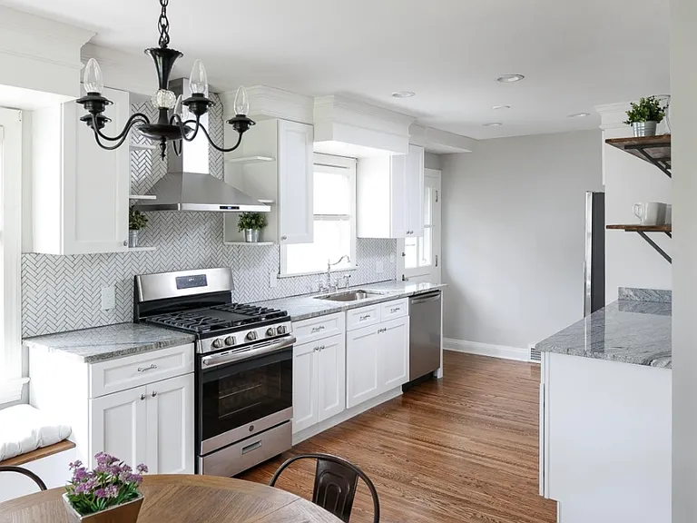 3006 Spencer Ave — Photo 9