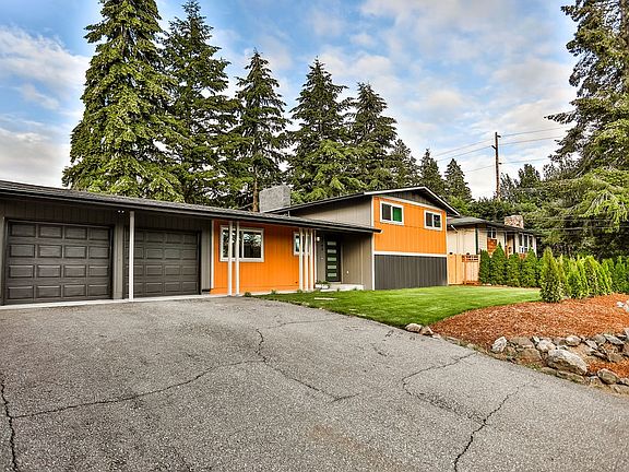2nd image of 3743 Tahoma Pl W