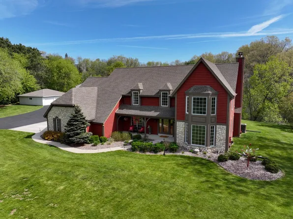 W339S4798 Meadow LANE, Dousman, WI 53118