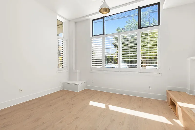 1 bed, 2.0 bath, 1401 sqft, $5,000 — Photo 2