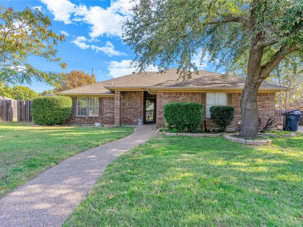 1203 Hyde Park Blvd, Cleburne, TX 76033
